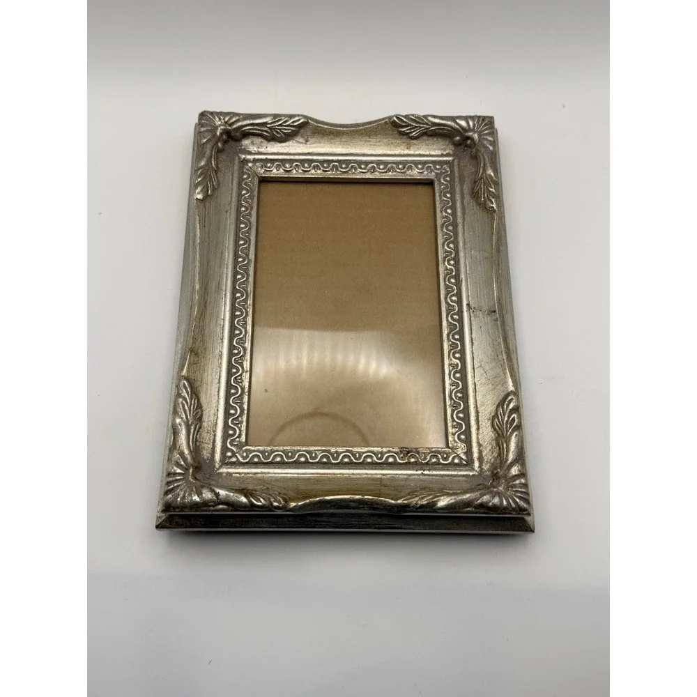 Melannco Ornate‎ Champagne Silver Picture Frame Tabletop 8.5